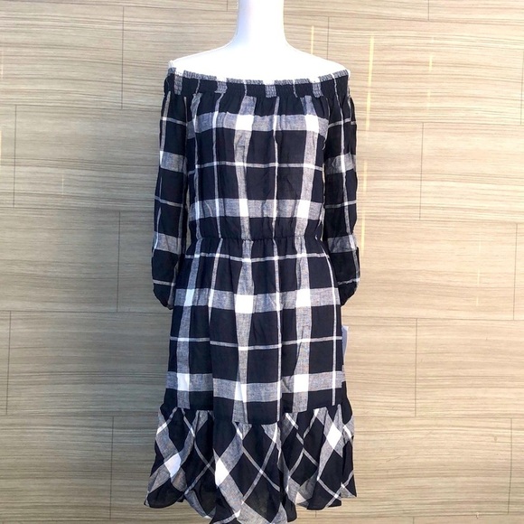 Plaid Dress New with tags Size Medium - Picture 1 of 10